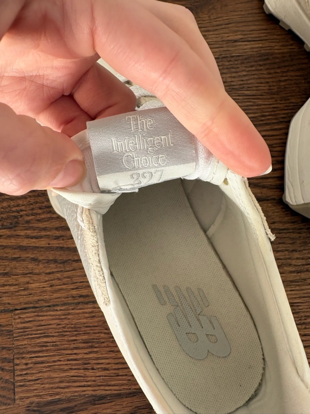 New Balance 327 women’s sneakers size 9 - Picture 9 of 11